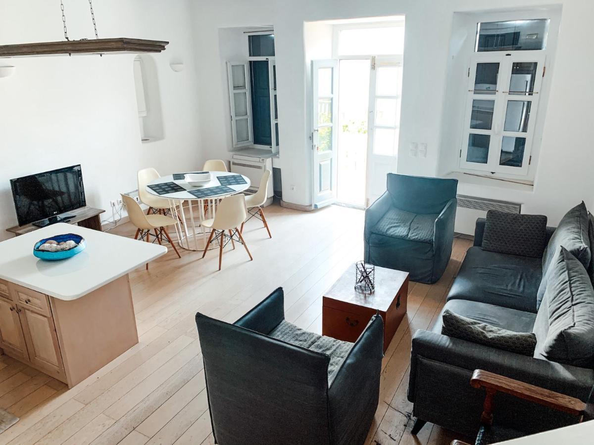 Mykonian Spirit Downtown Townhouse *