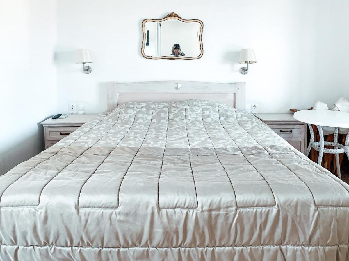 Mykonian Spirit Downtown Townhouse Apartment