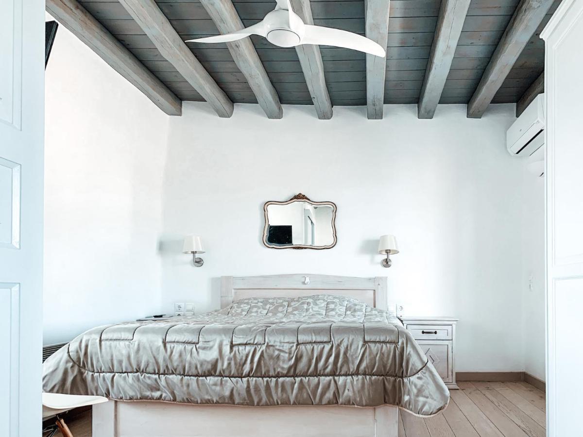 Mykonian Spirit Downtown Townhouse *