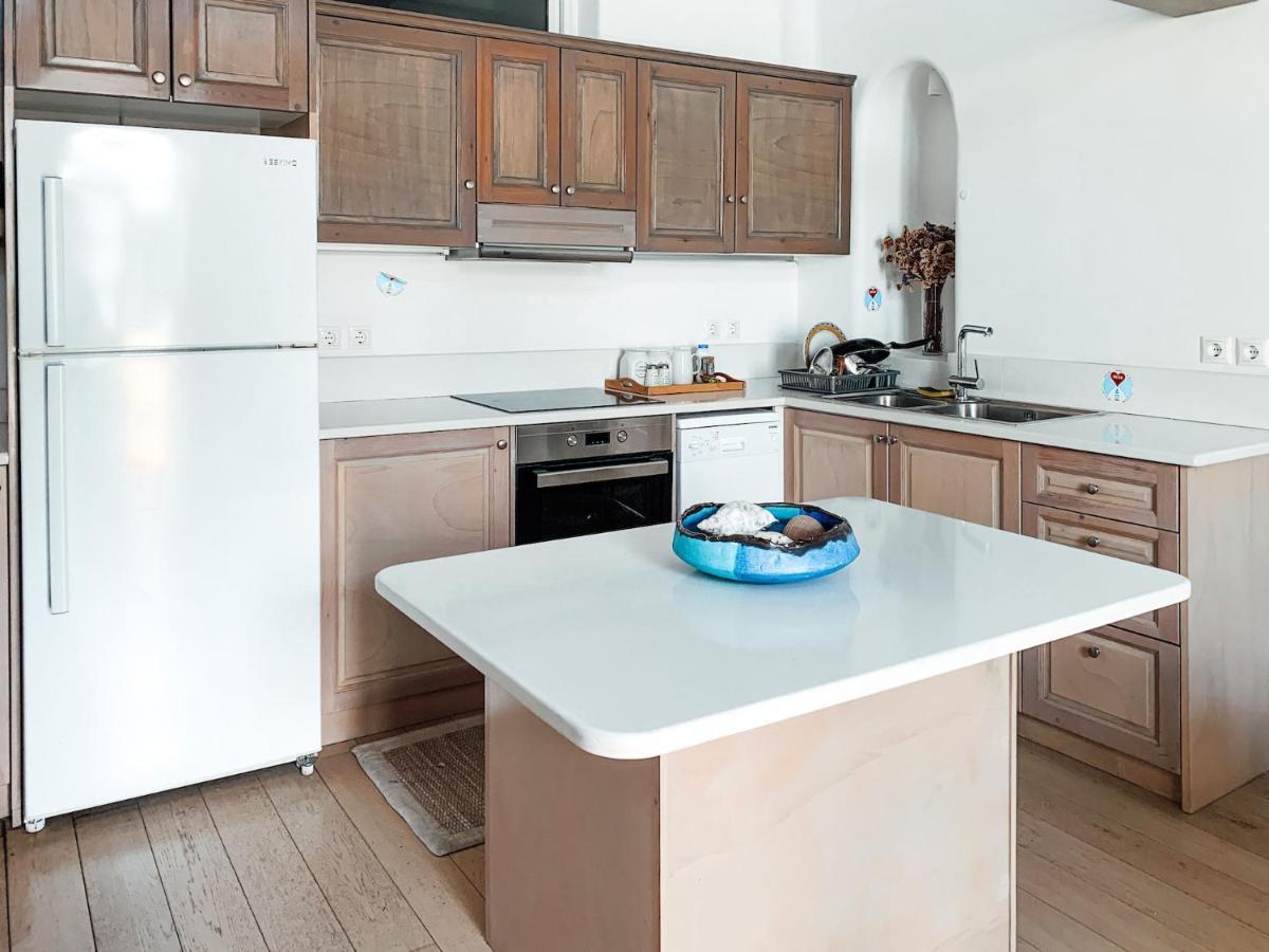 Mykonian Spirit Downtown Townhouse