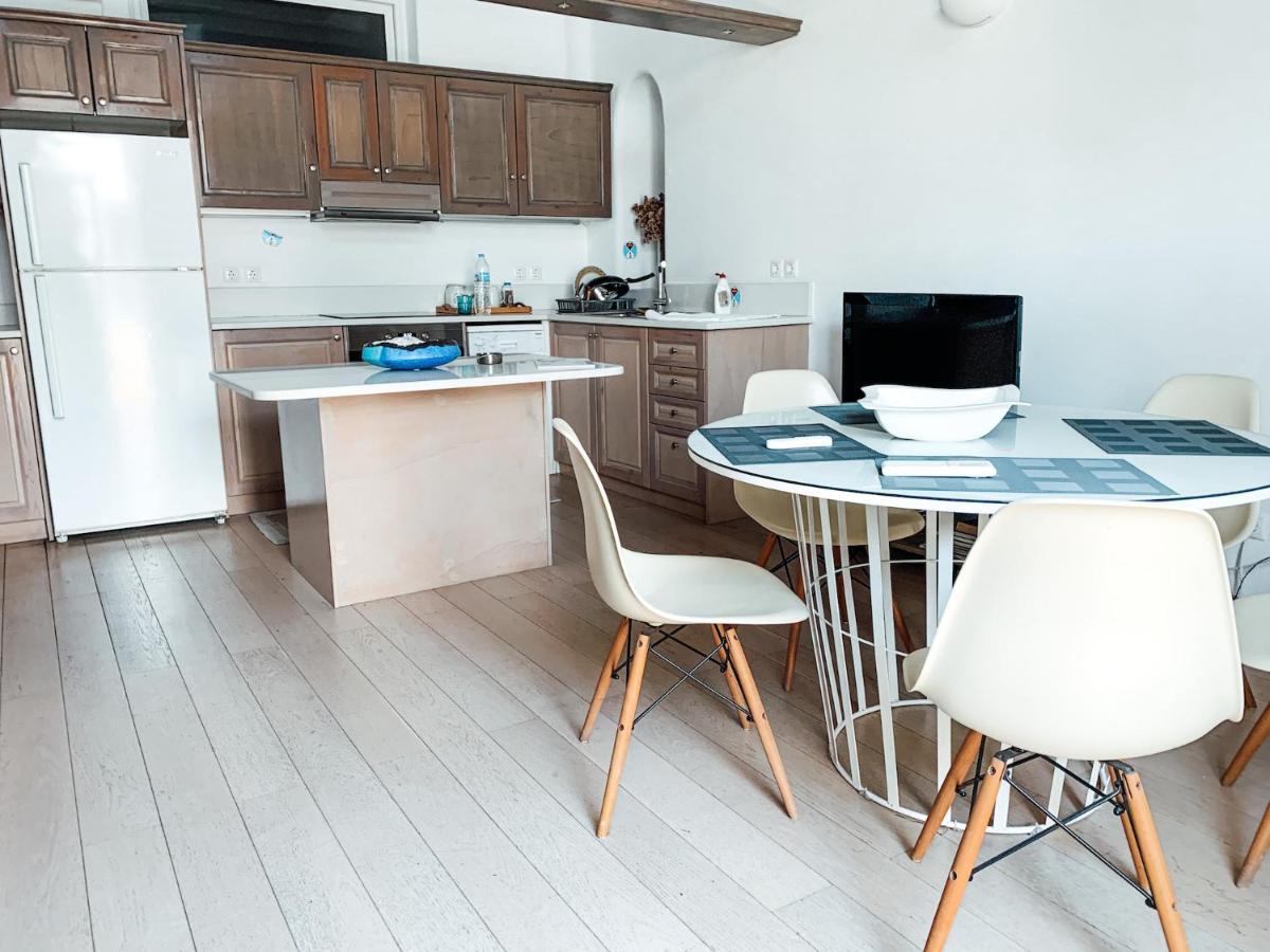 Mykonian Spirit Downtown Townhouse